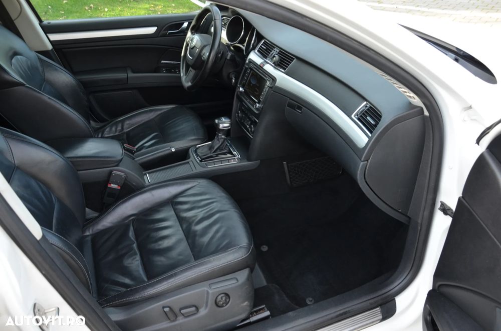 Skoda Superb 2.0 TDI Elegance DSG - 17