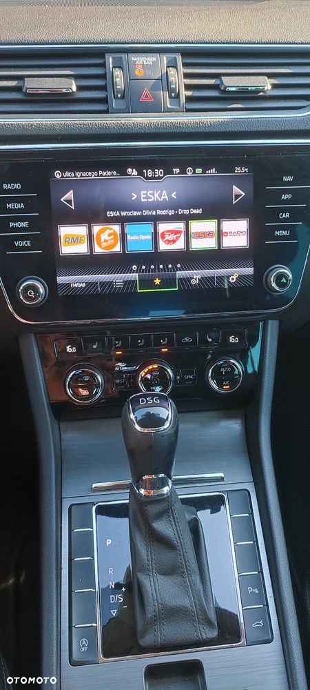 Skoda Superb 2.0 TDI SCR Ambition DSG - 13