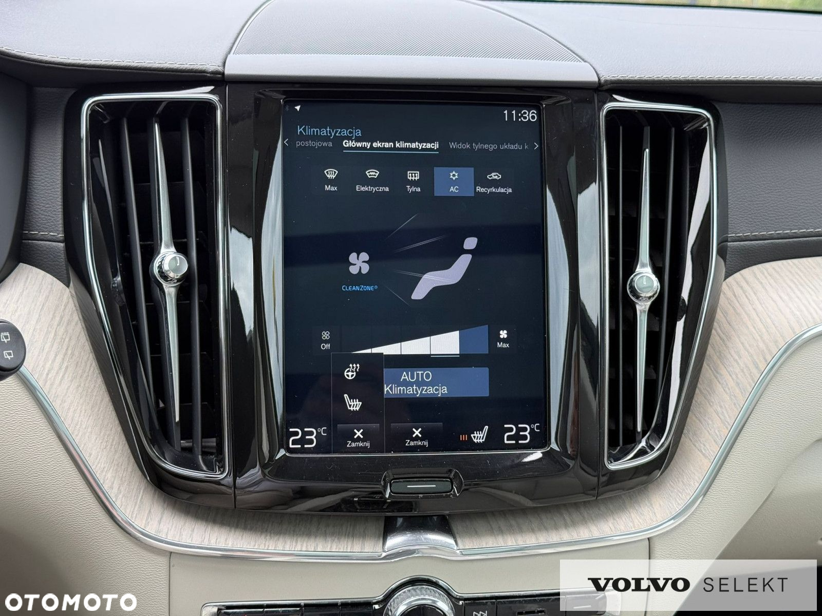 Volvo XC 60 - 29