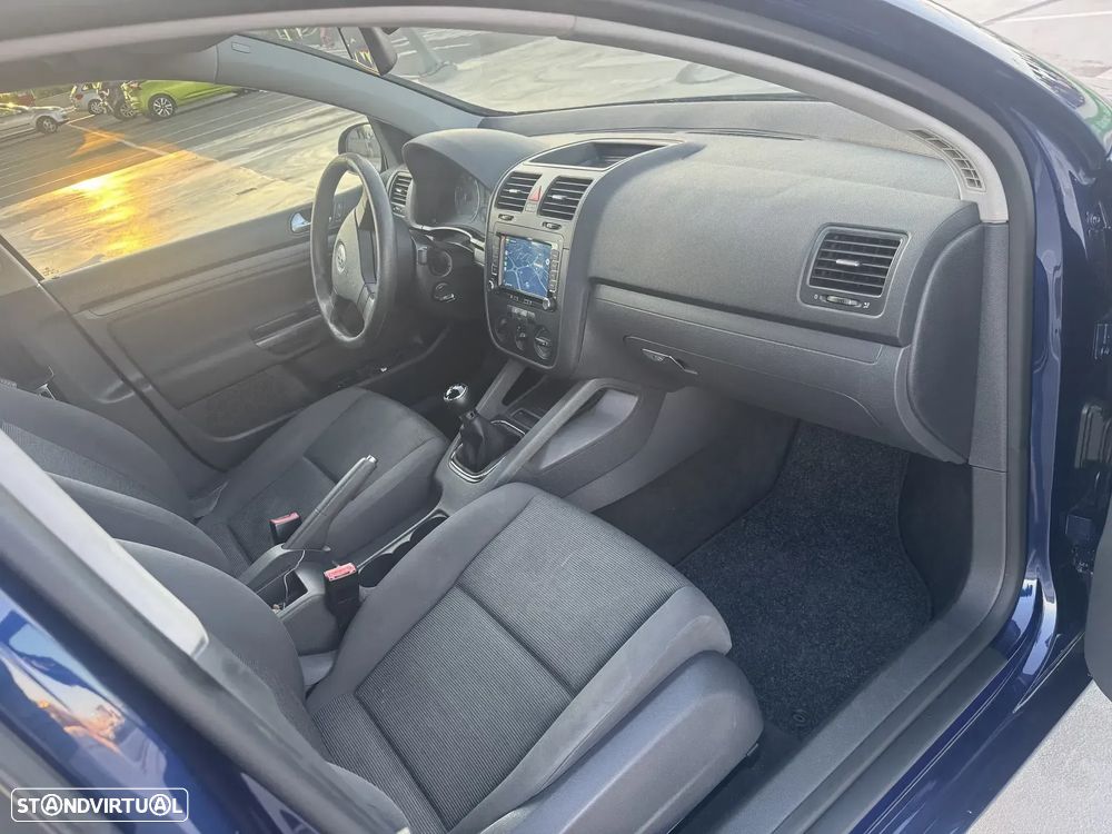 VW Golf 1.4i Trendline - 10