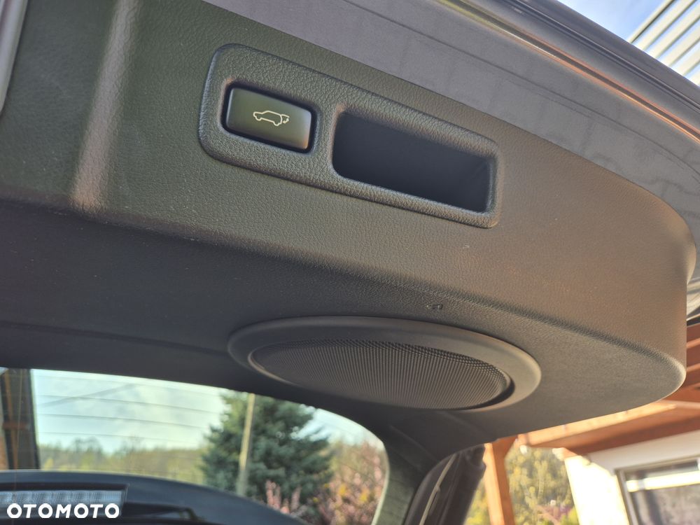 Lexus NX 300h Prestige AWD - 19