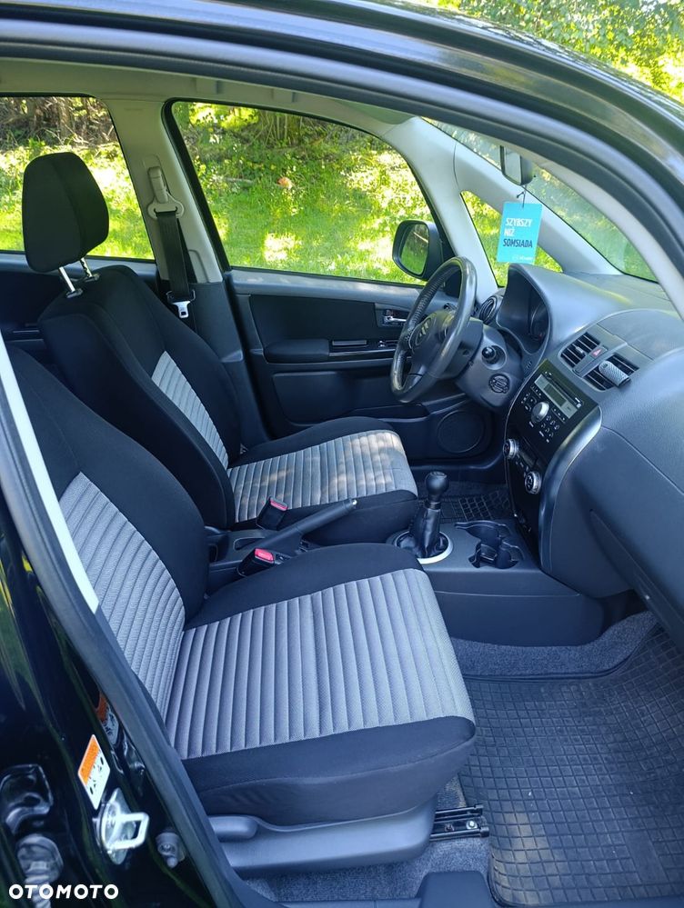 Suzuki SX4 1.6 VVT 4x2 Comfort - 10