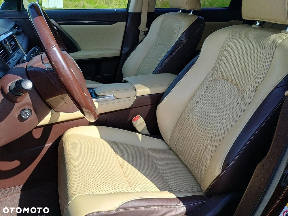 Lexus RX - 18