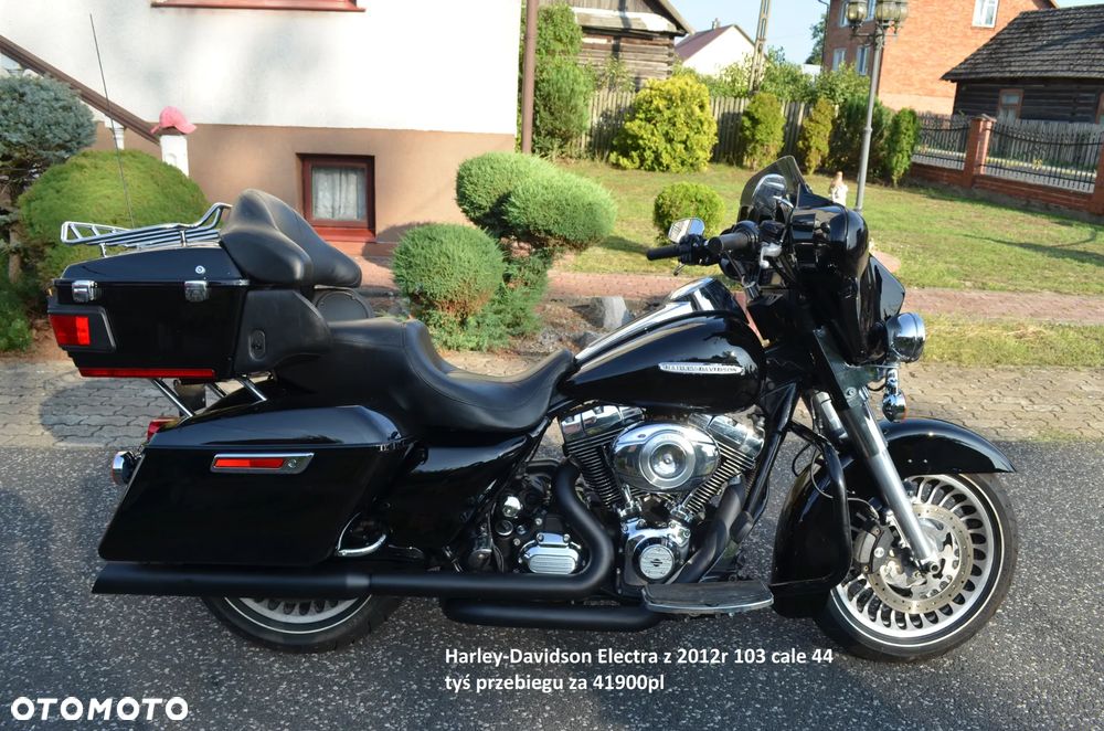 Harley-Davidson Touring Street Glide - 2