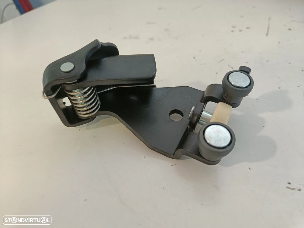 Rodízio roletes dobradiça porta lateral Fiat Doblo 2001 a 2009 (novo) - 2