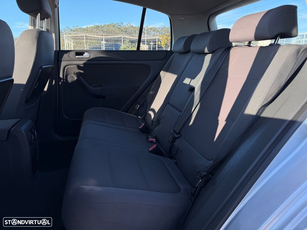 VW Golf Plus 2.0 TDi Highline - 8