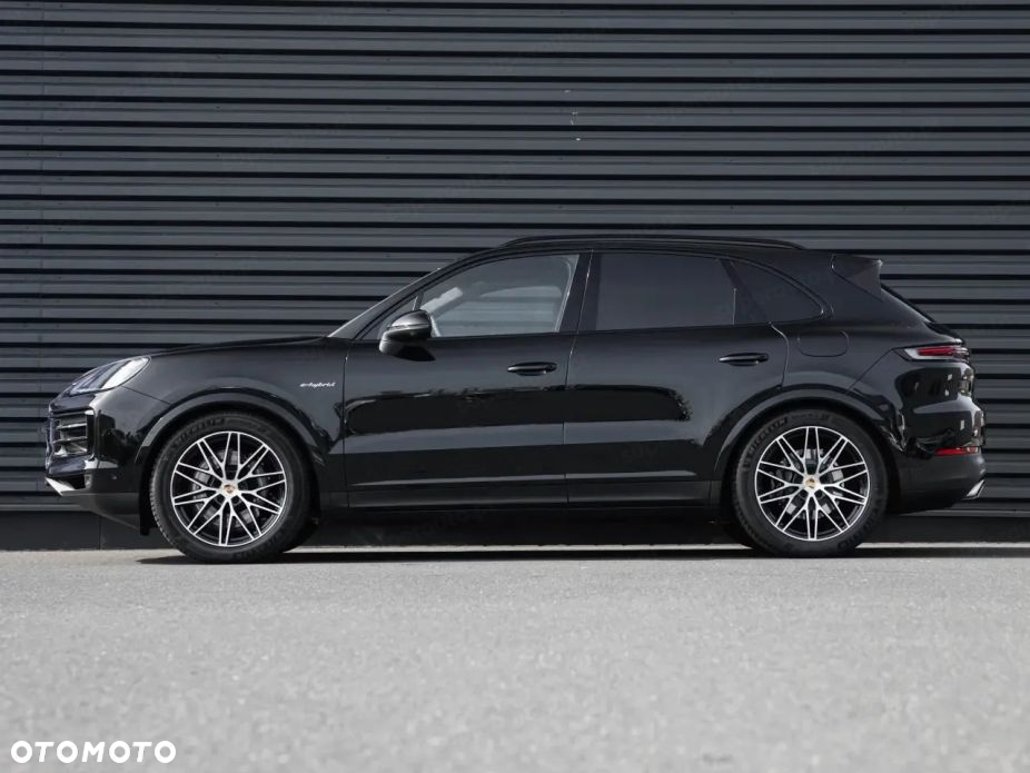 Porsche Cayenne - 2