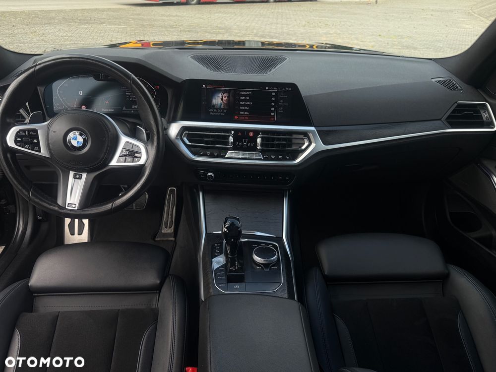 BMW Seria 3 320d xDrive M Sport Shadow sport - 13