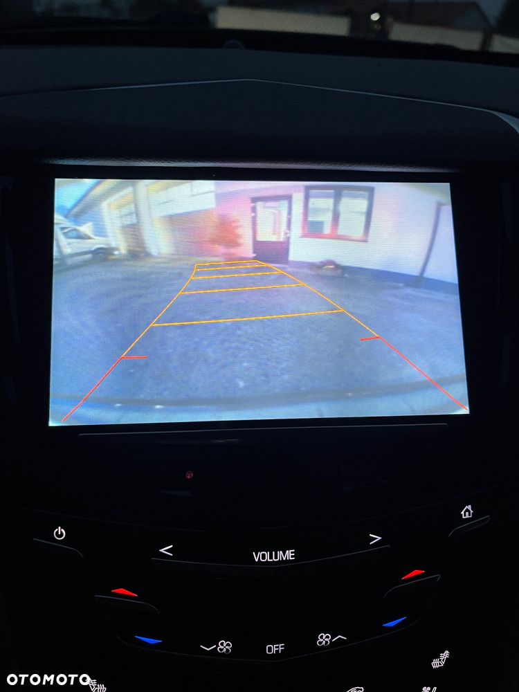 Cadillac SRX - 30