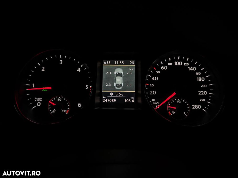 Volkswagen Passat CC 2.0 TDI BlueMotion Technology DSG Exclusive - 28