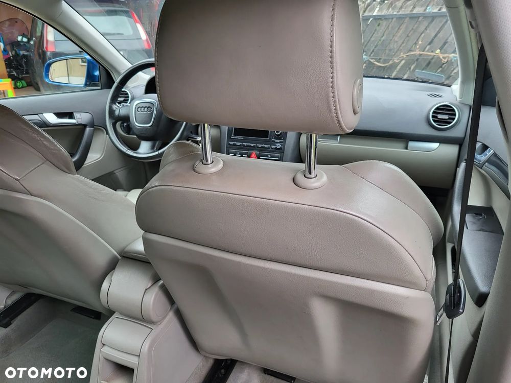 Audi A3 Sportback 2.0 TDI DPF Ambition - 24