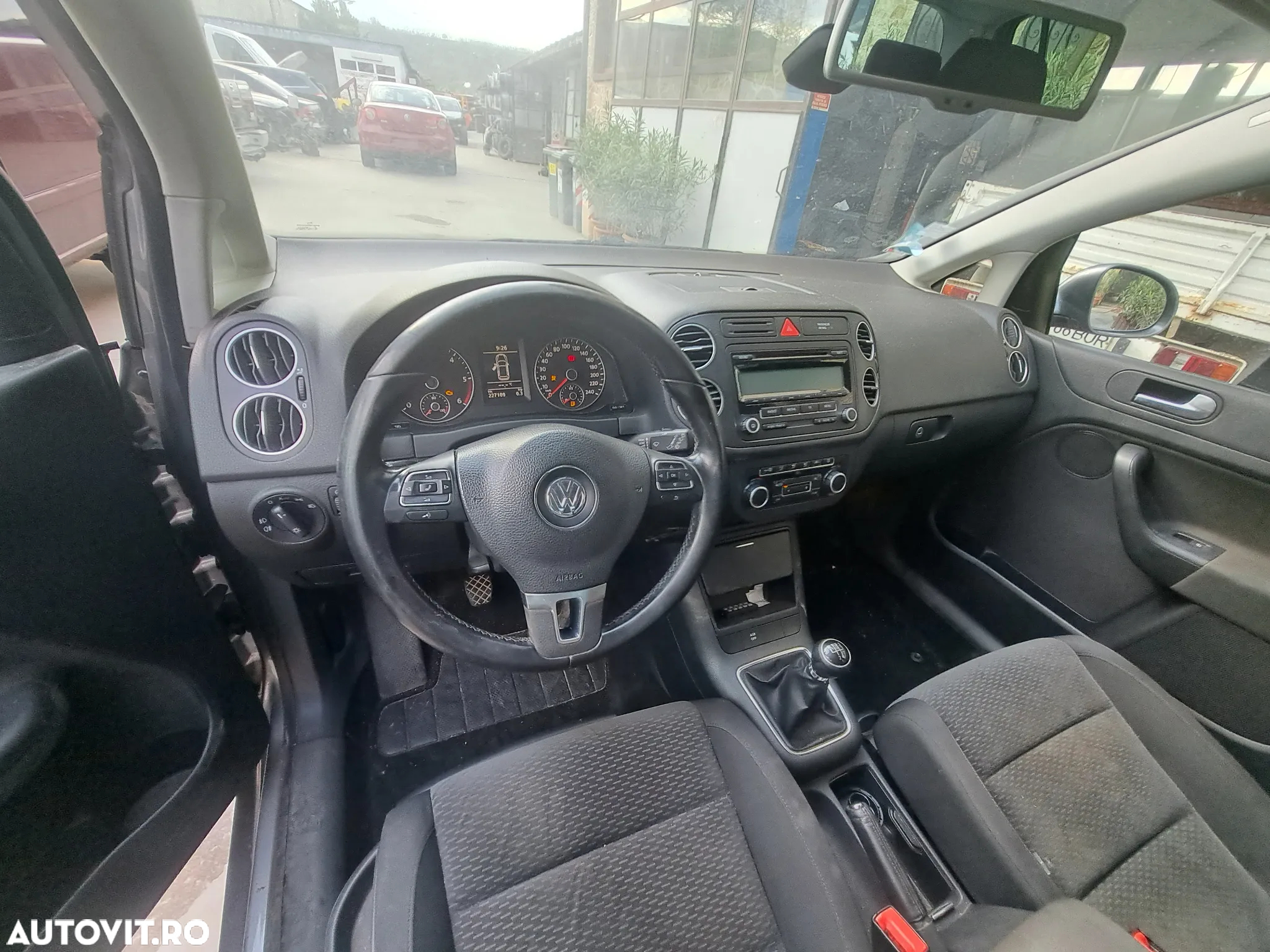 Dezmembram Volkswagen Golf 6 Plus 2.0 CBDC 2011 - 10