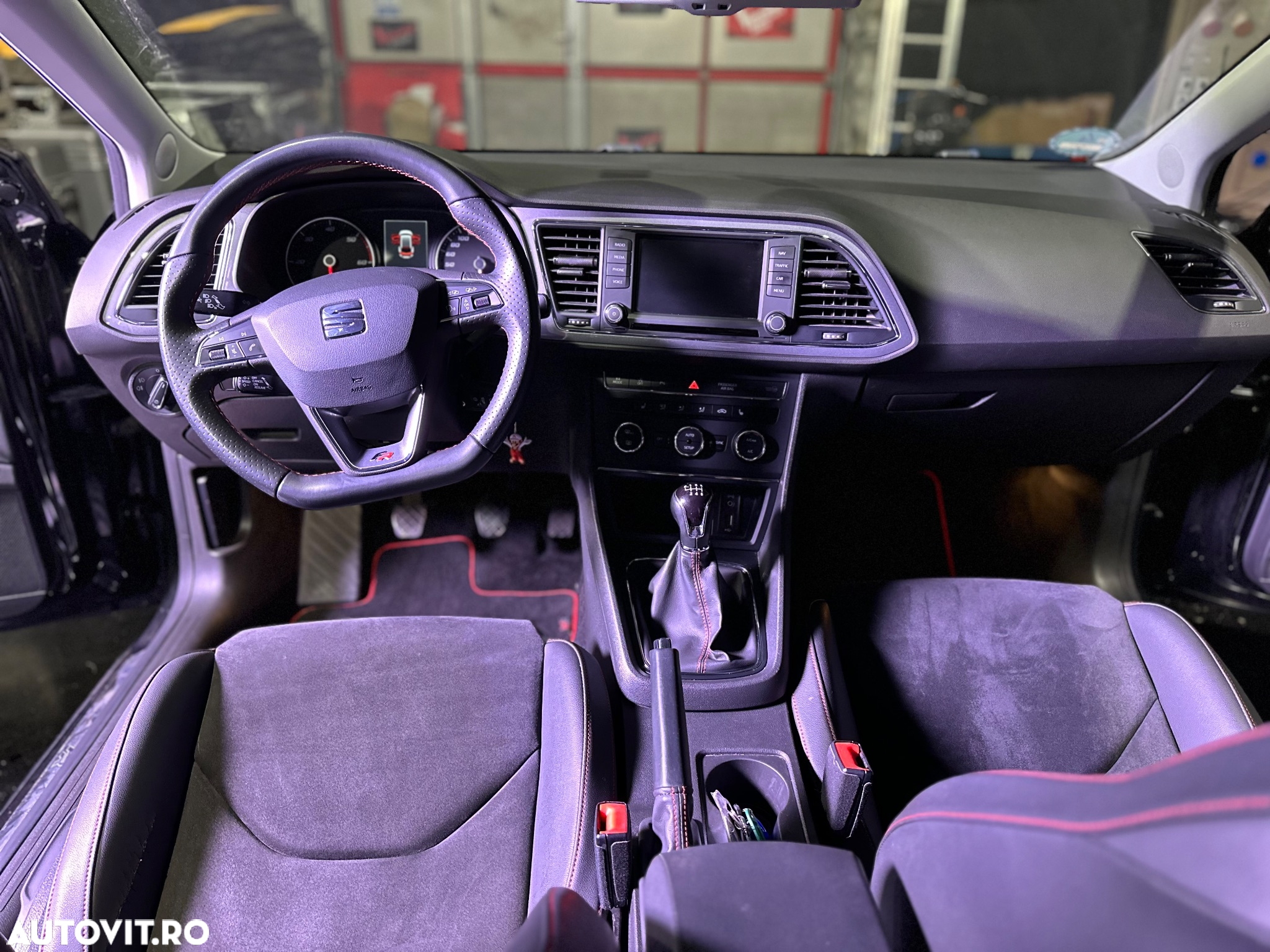 Seat Leon ST 2.0 TDI Start&Stop FR - 8