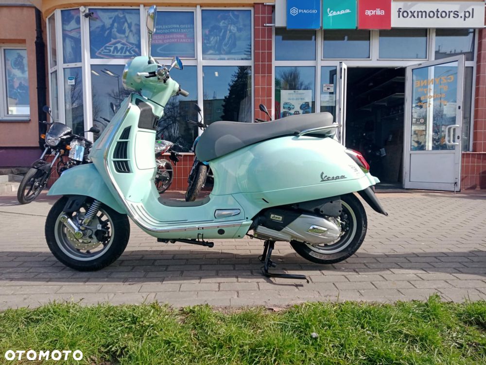 Vespa GTS - 1