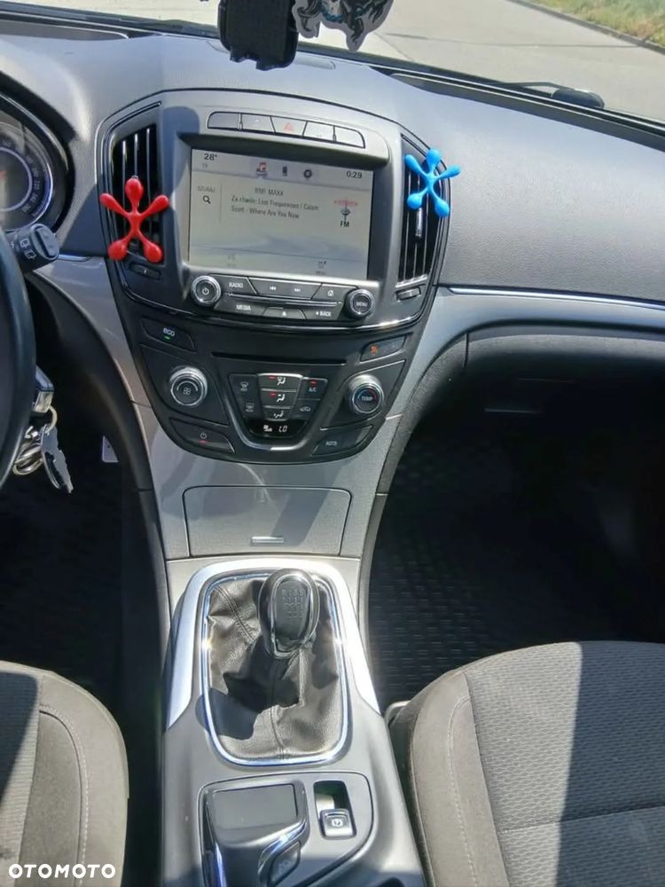 Opel Insignia - 11