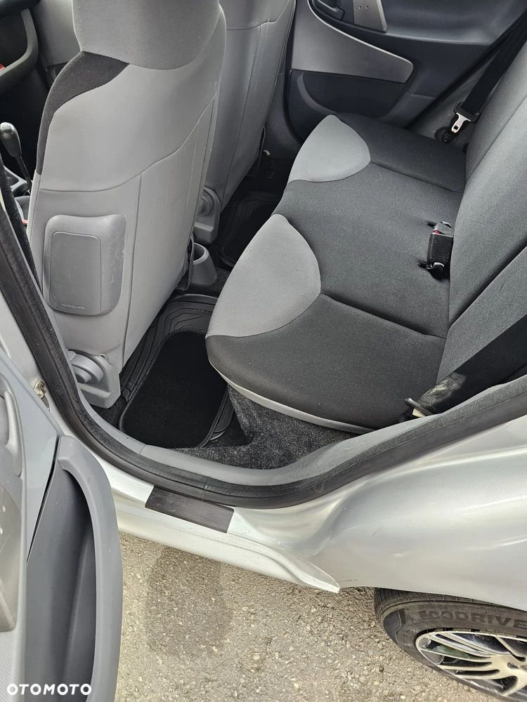 Peugeot 107 70 Filou - 7