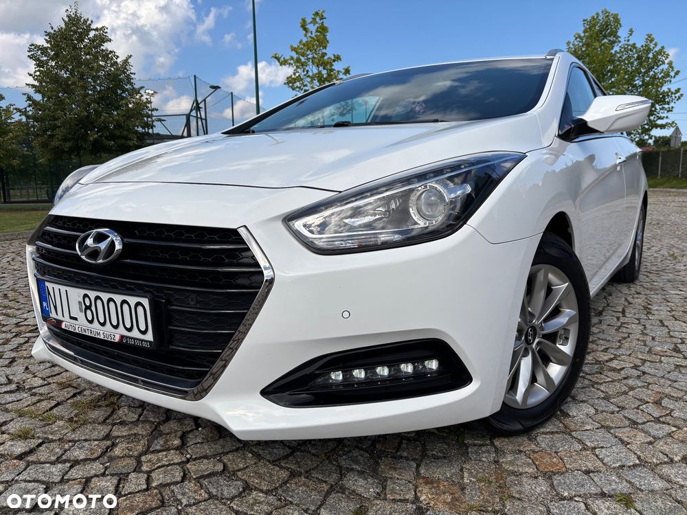 Hyundai i40 Kombi 2.0 Automatik Family+ - 1