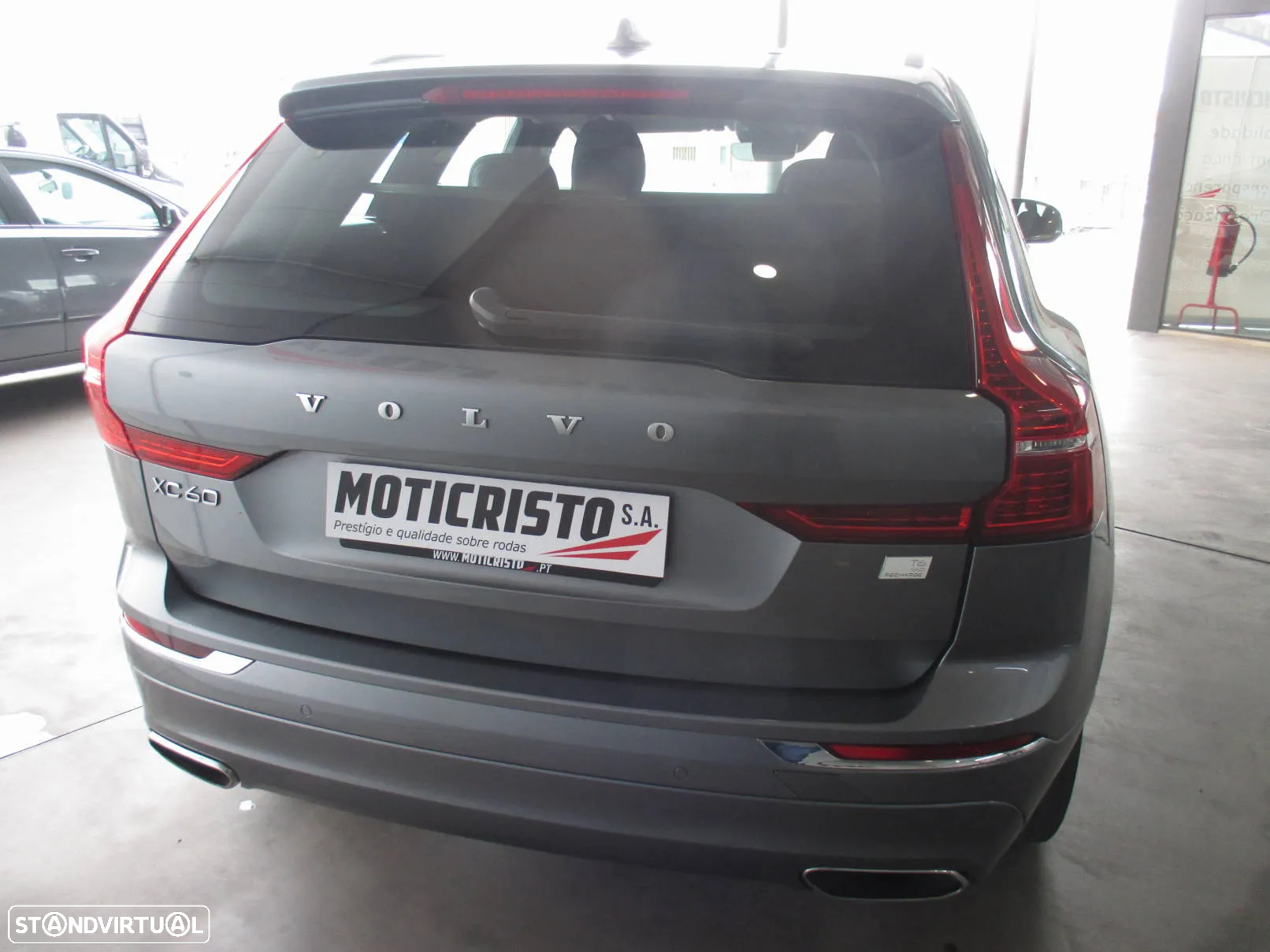 Volvo XC 60 2.0 T6 PHEV Inscription Expression AWD - 4