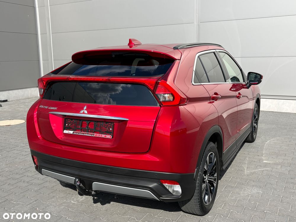 Mitsubishi Eclipse Cross - 12