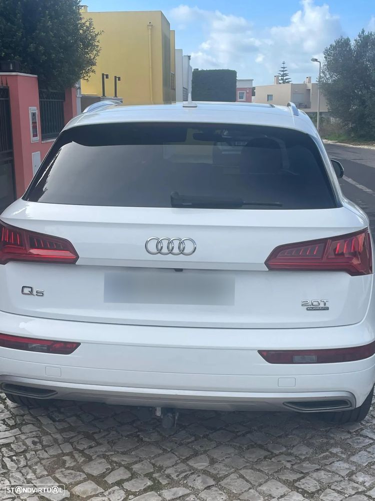 Audi Q5 2.0 TFSI quattro Sport S tronic - 4