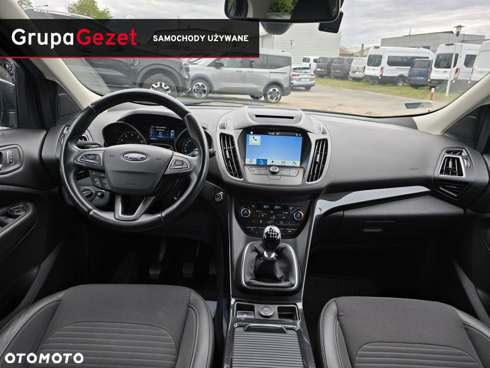 Ford Kuga - 11