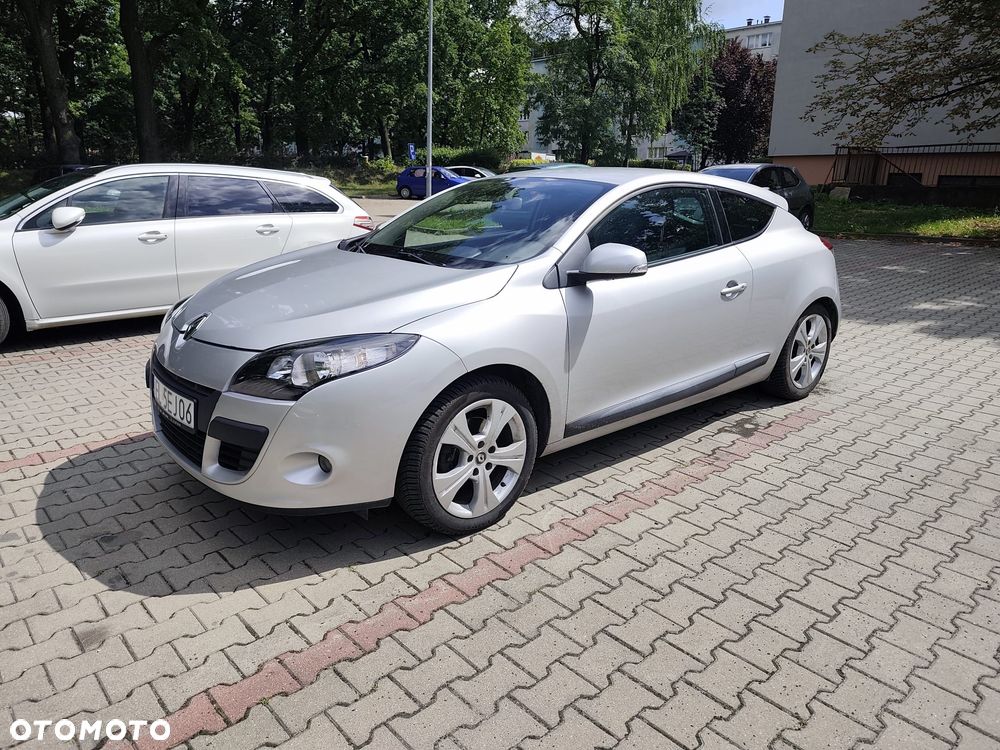 Renault Megane TCe 180 Dynamique - 2
