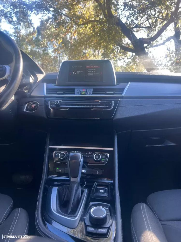 BMW 216 Active Tourer d Line Sport Auto - 11