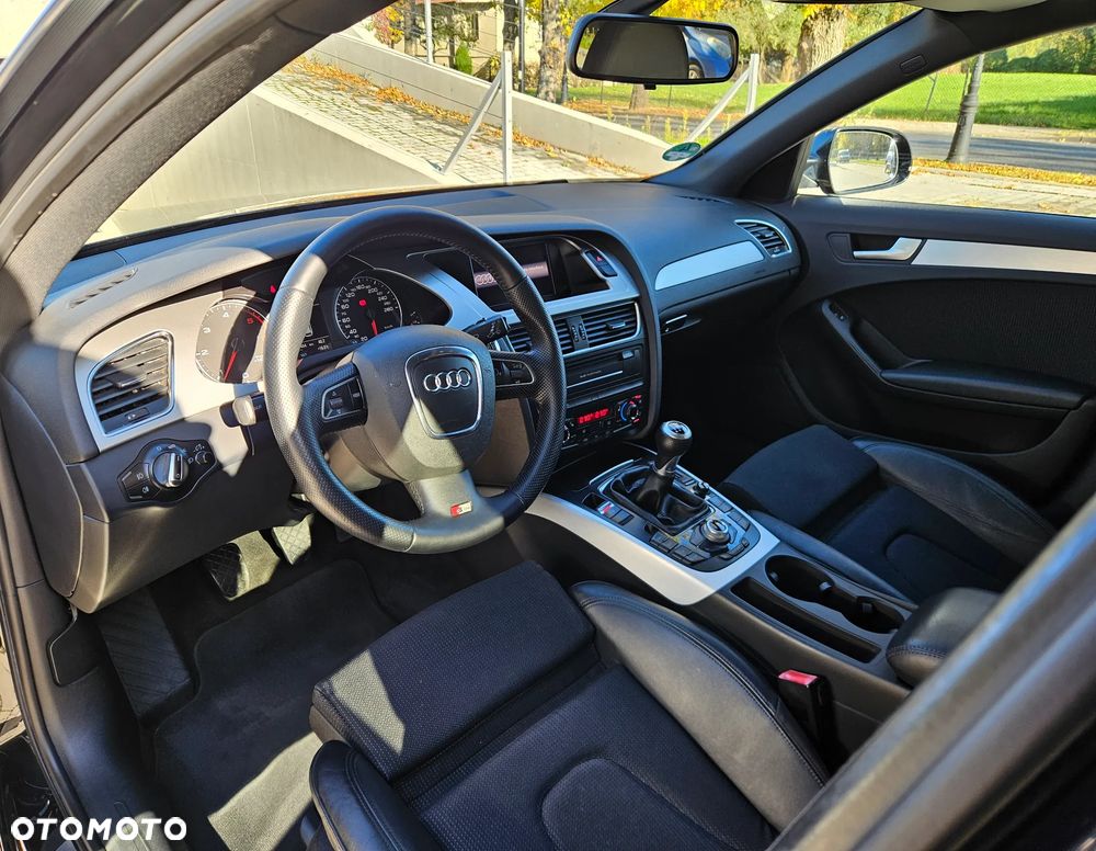 Audi A4 Avant 2.0 TDI - 9