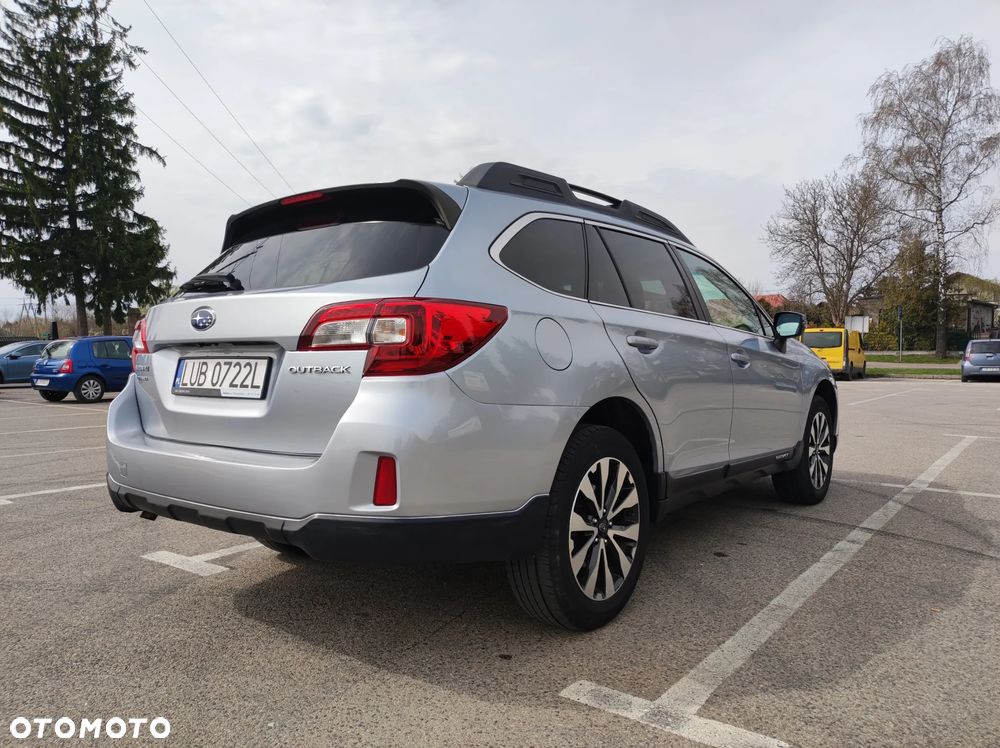 Subaru Outback 2.5i Exclusive - 12