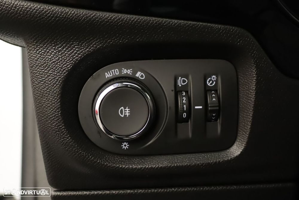 Opel Corsa - 18
