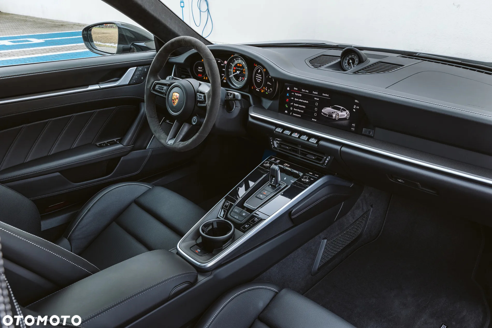 Porsche 911 Turbo S - 25