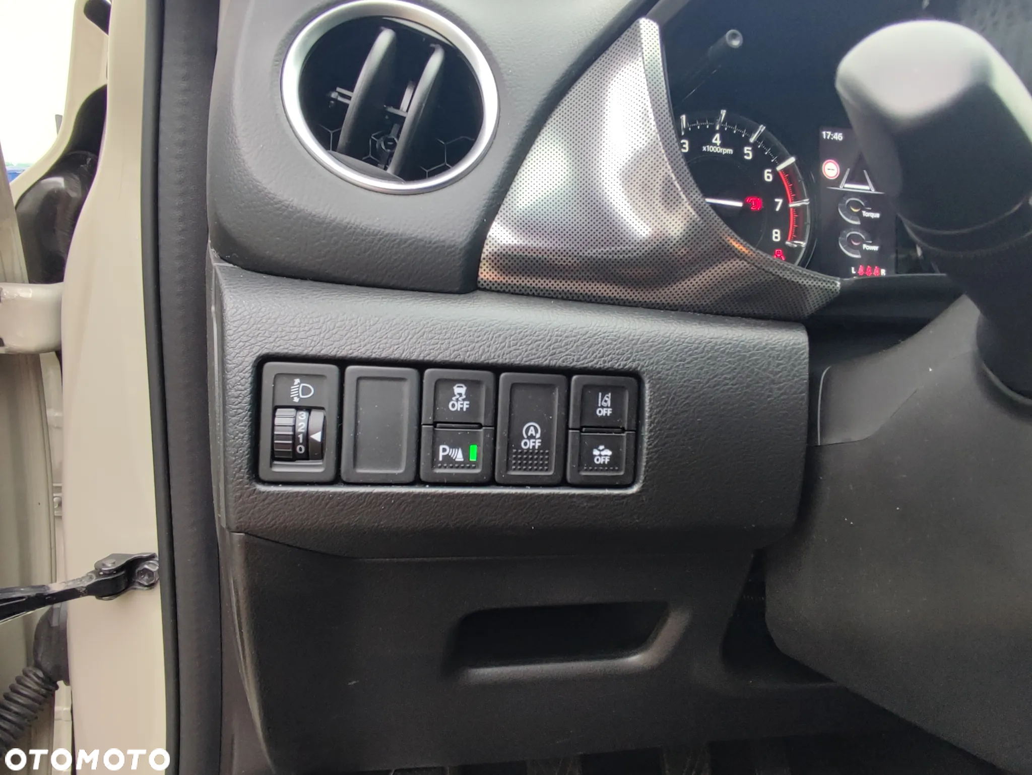 Suzuki Vitara 1.4 Boosterjet mHEV Elegance 2WD - 26
