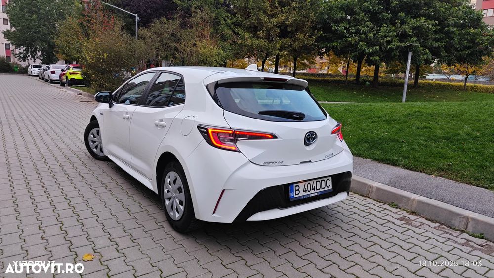 Toyota Corolla - 8