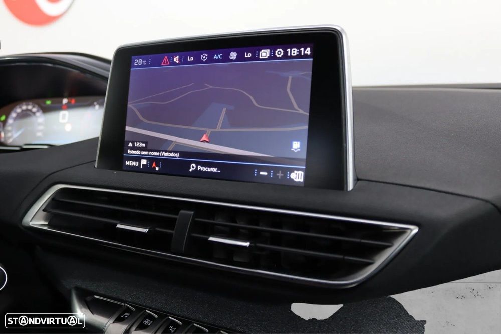 Peugeot 3008 1.2 PureTech Allure EAT6 - 5