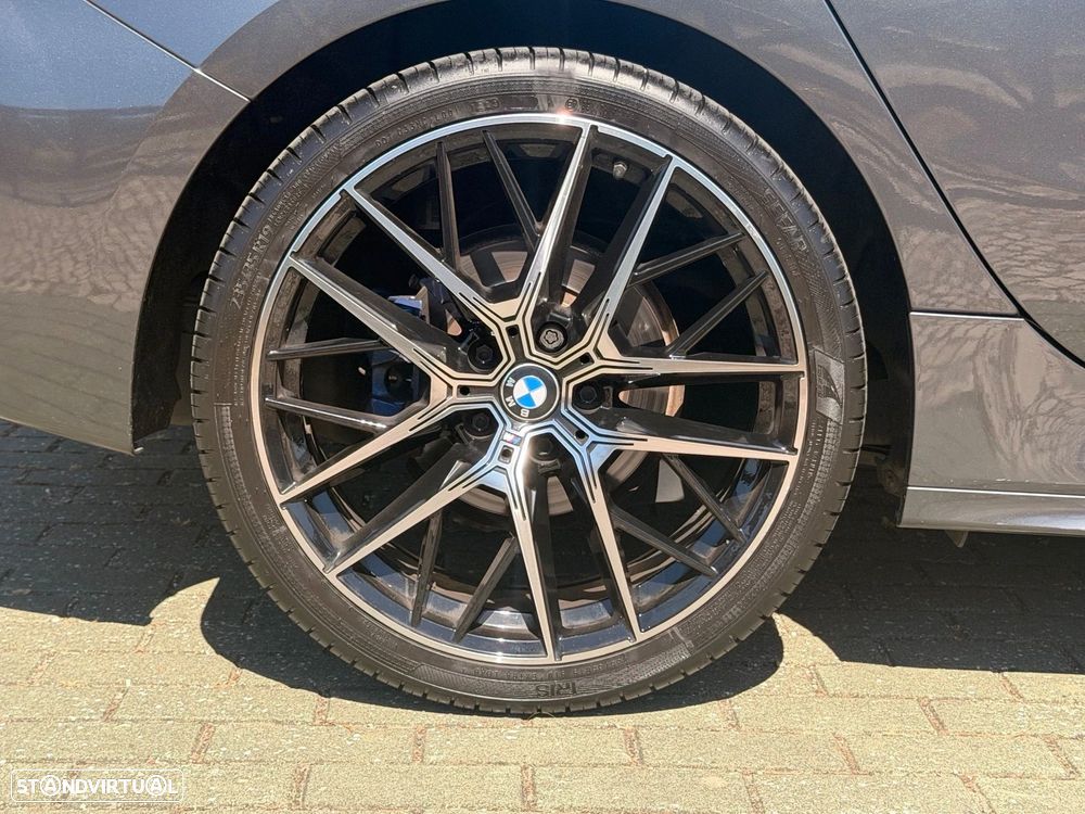 BMW 116 d Pack Desportivo M - 35