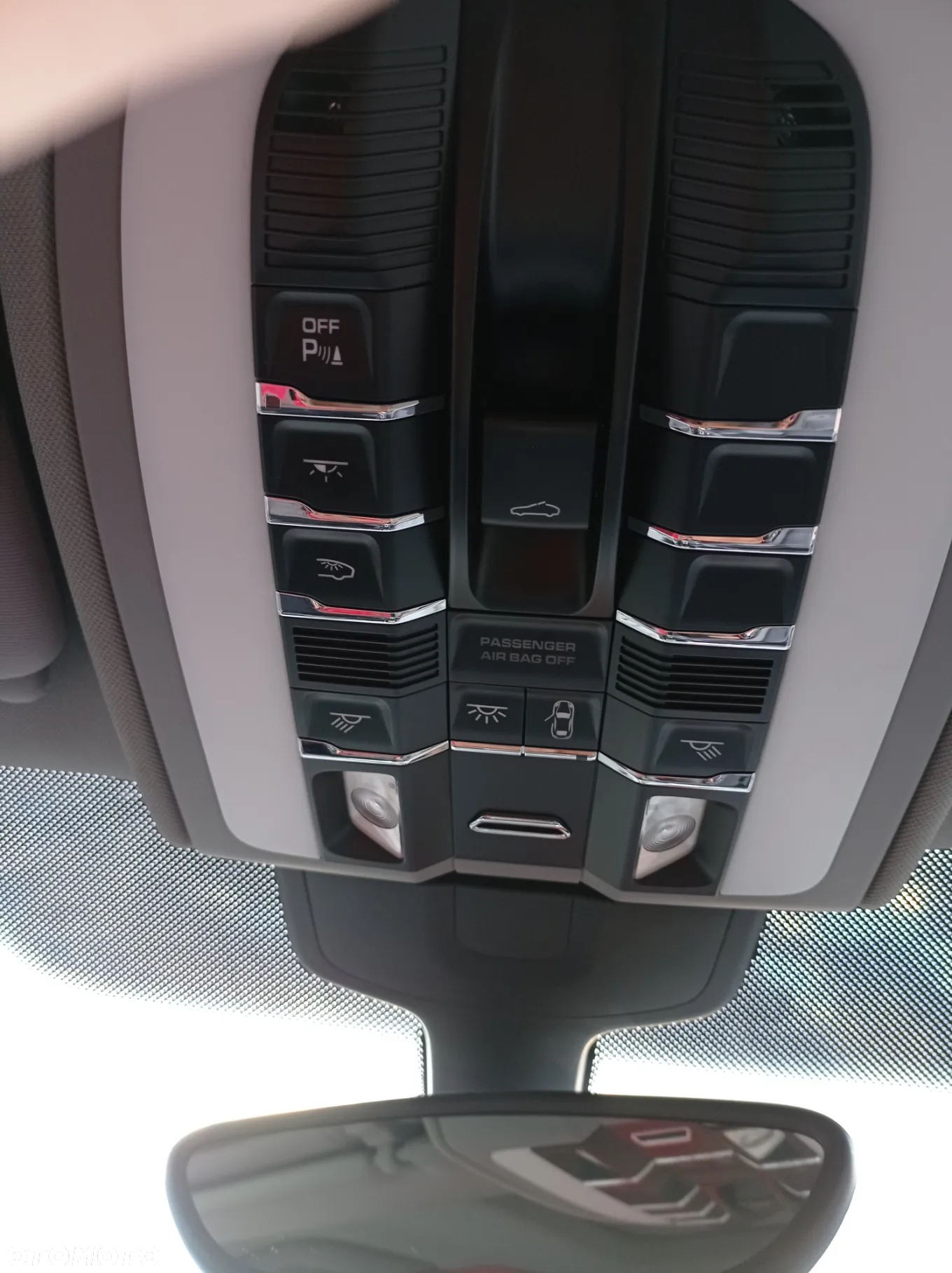 Porsche Cayenne S - 16