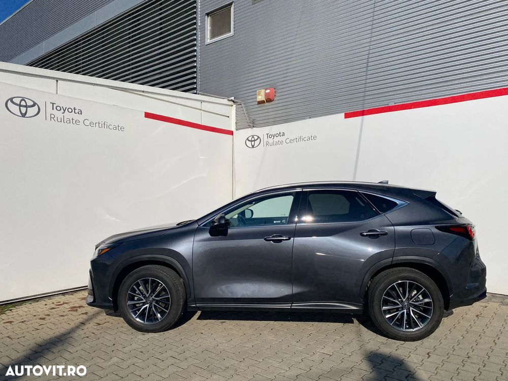 Lexus Seria NX - 4