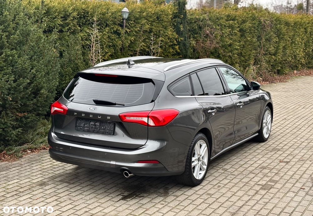 Ford Focus 1.0 EcoBoost STart-Stopp-System TITANIUM - 6