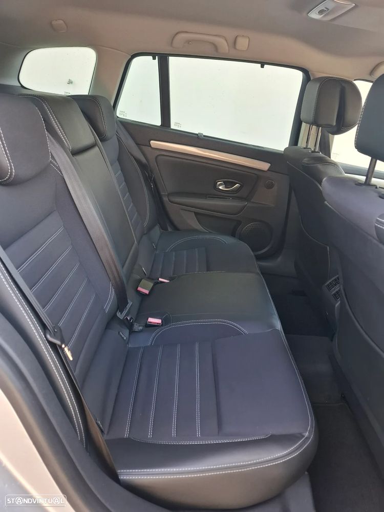 Renault Laguna Break 2.0 dCi Dynamique S - 10