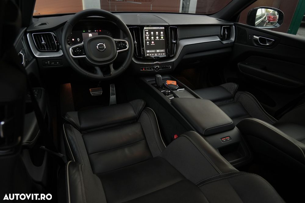 Volvo XC 60 T6 AWD Recharge Geartronic Inscription - 26