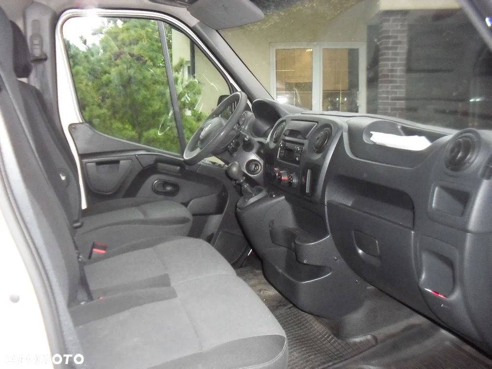 Renault Master - 3