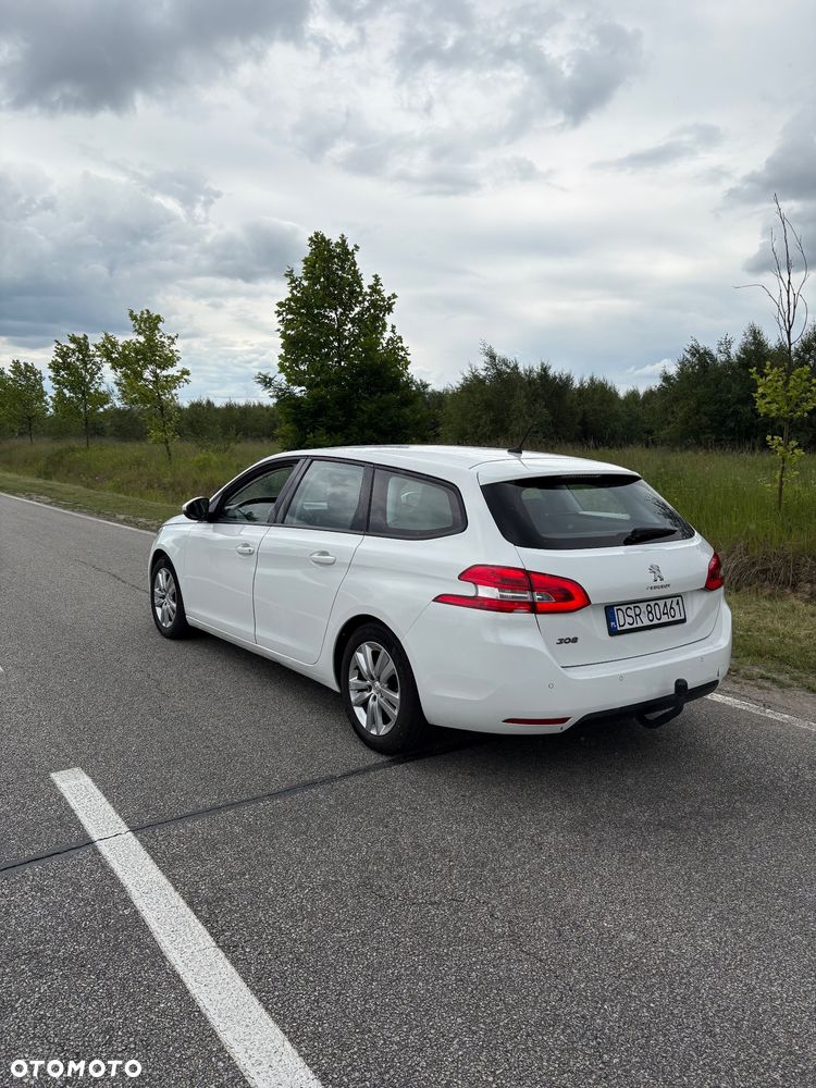 Peugeot 308 - 4