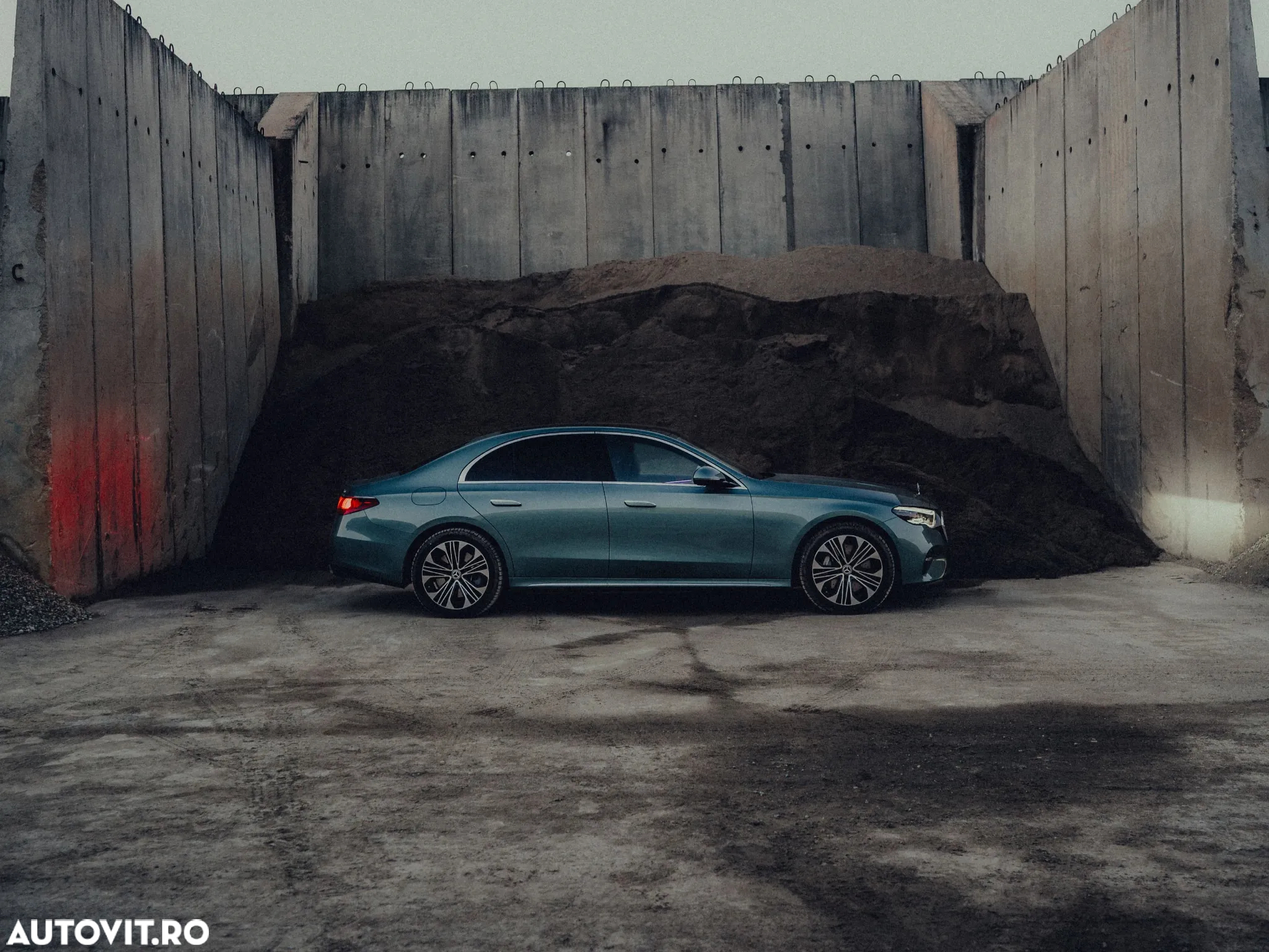 Mercedes-Benz E - 4