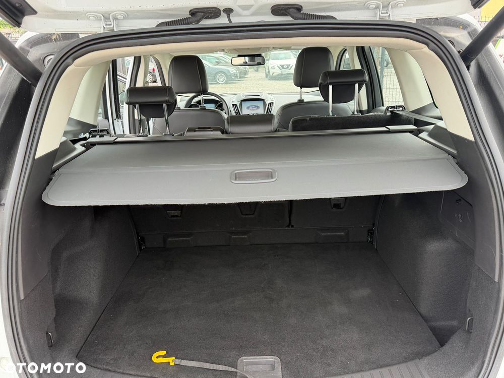 Ford Kuga 1.5 EcoBoost 2x4 Individual - 11