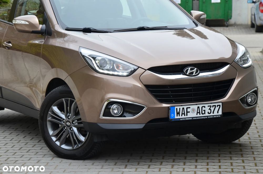 Hyundai ix35 2.0 CRDi 4WD Automatik Fifa World Cup Gold Edition - 33