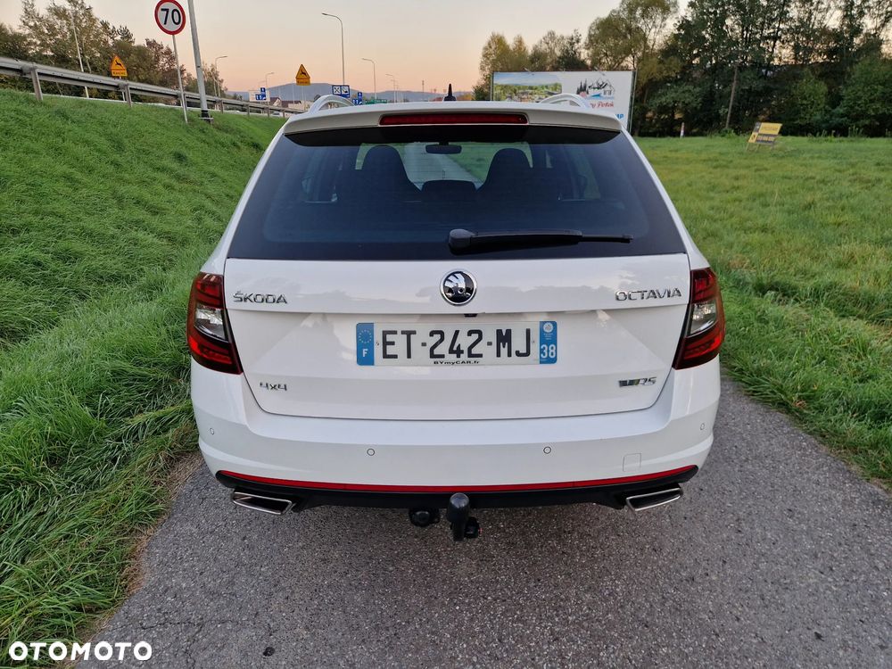 Skoda Octavia 2.0 TDI 4x4 DSG RS - 9