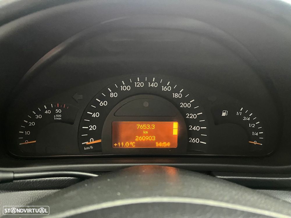 Mercedes-Benz C 200 - 15