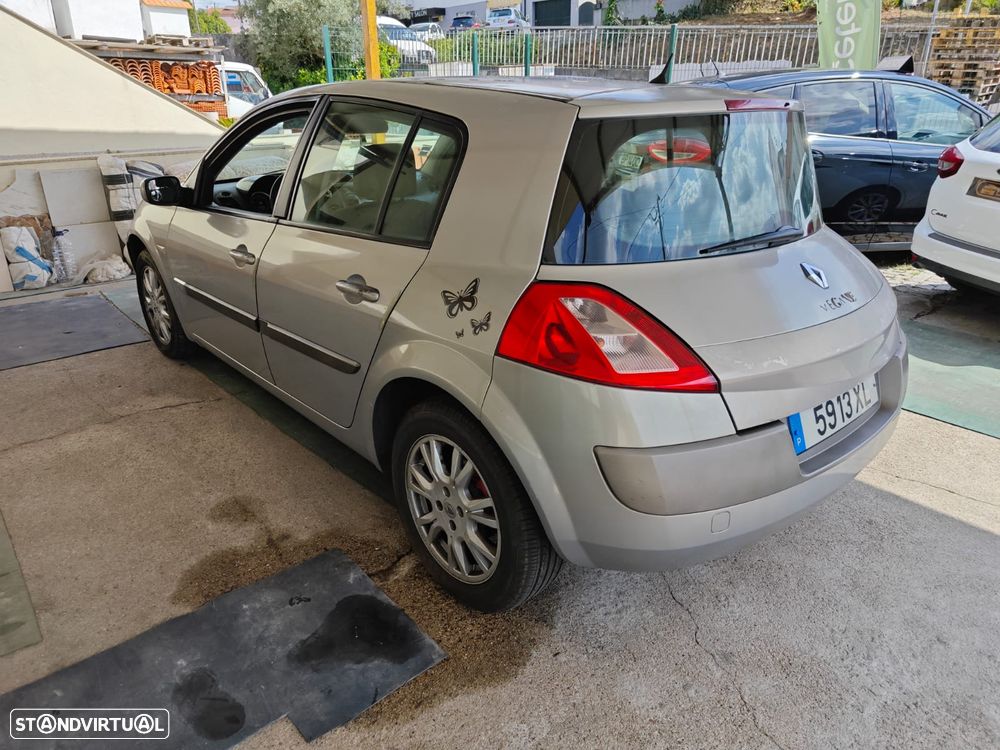 Renault Mégane 1.5 dCi Confort Dynamique - 6