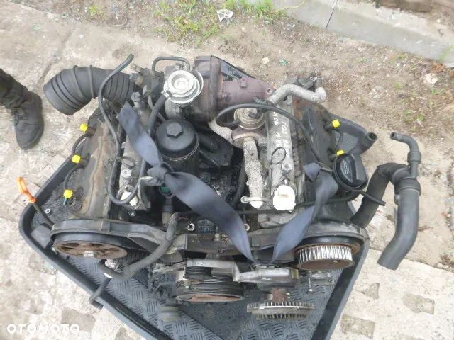 SILNIK VOLKSWAGEN PASSAT B5 FL 2.5 TDI AKN - 18