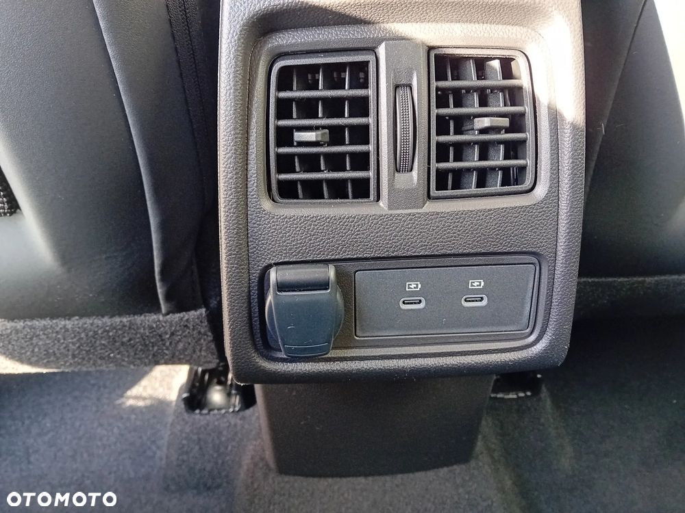 Renault Captur 1.8 E-TECH Full Hybrid 160 Techno - 18